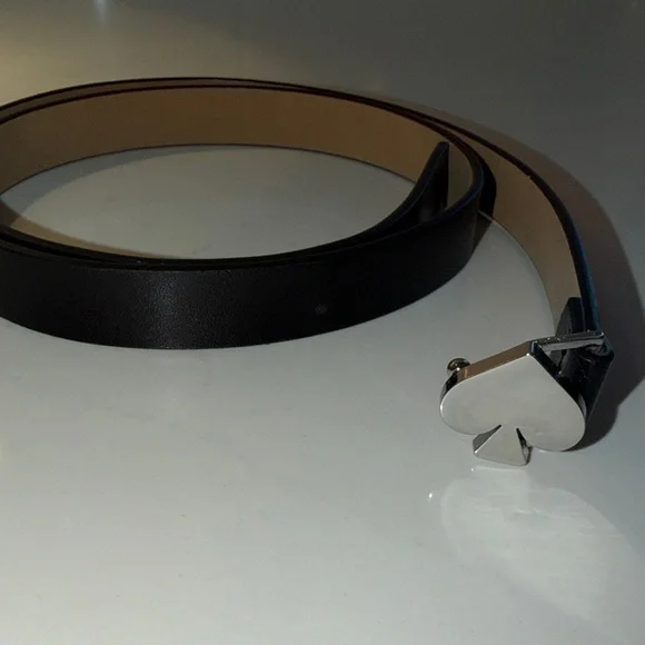 Kate Spade Black Leather Belt with Silver Spade Buckle - Picture 5 of 9